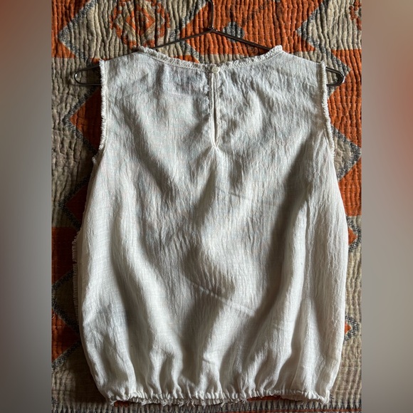 Max Studio Ruffle Front Sleeveless Top - Picture 3 of 5